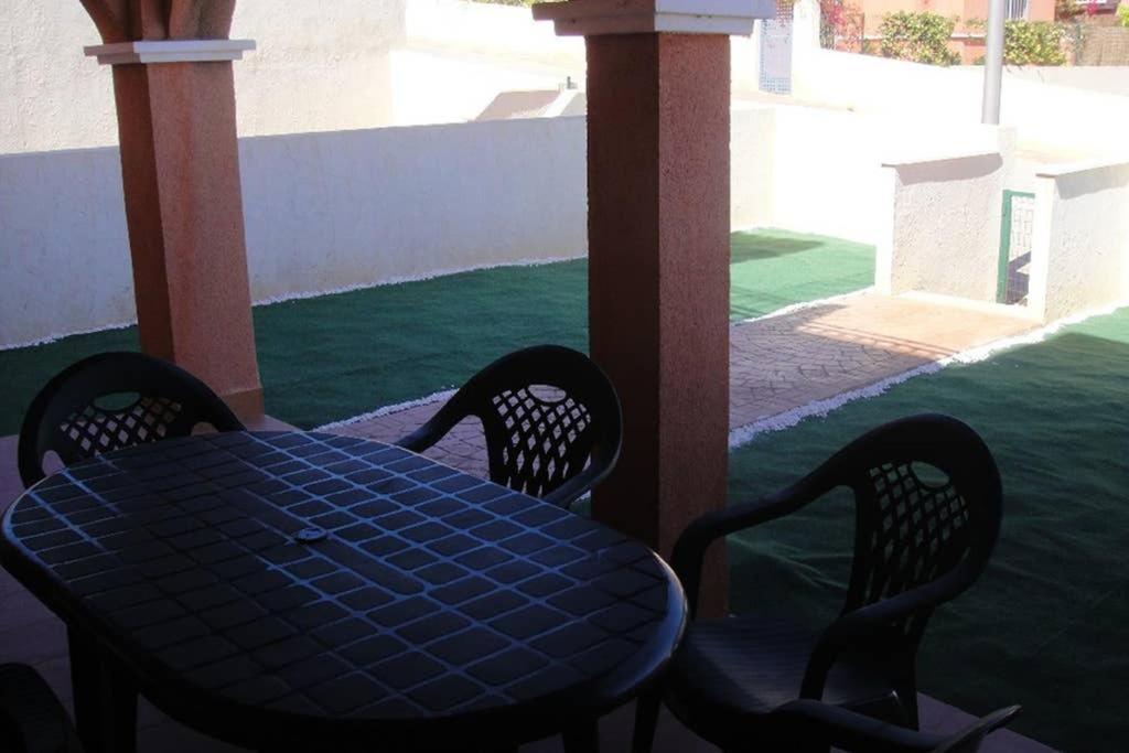 Precioso apartamento de lujo a 500 metros de la playa Isla Plana Exterior foto